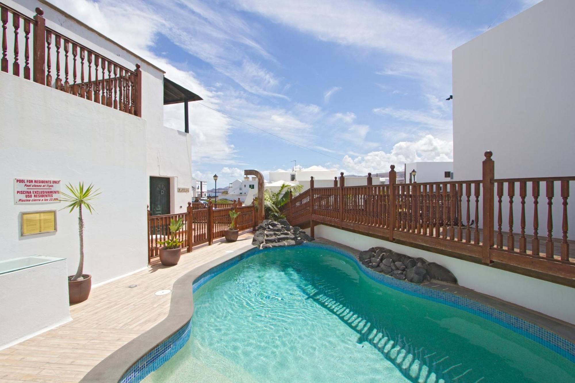 Casa Margarita - Shared Pool - Close To Seafront Promenade Punta Mujeres Kültér fotó